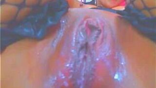 sexy brunette playing hard with her pussy(5).flv porn video